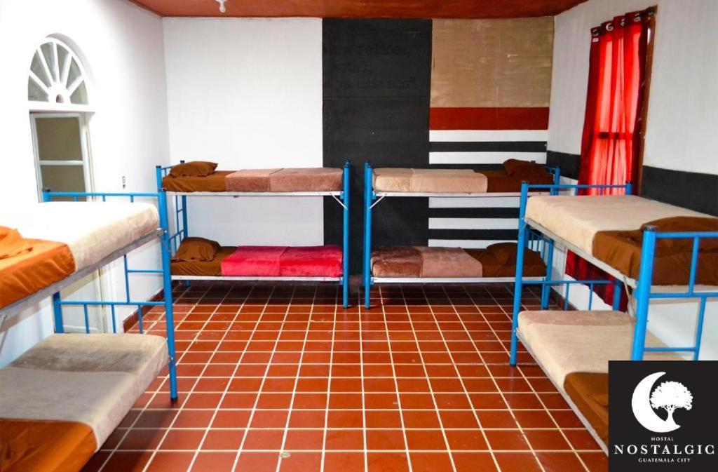 Bed and Breakfast 4 Grados Hostal à Ville de Guatemala Extérieur photo